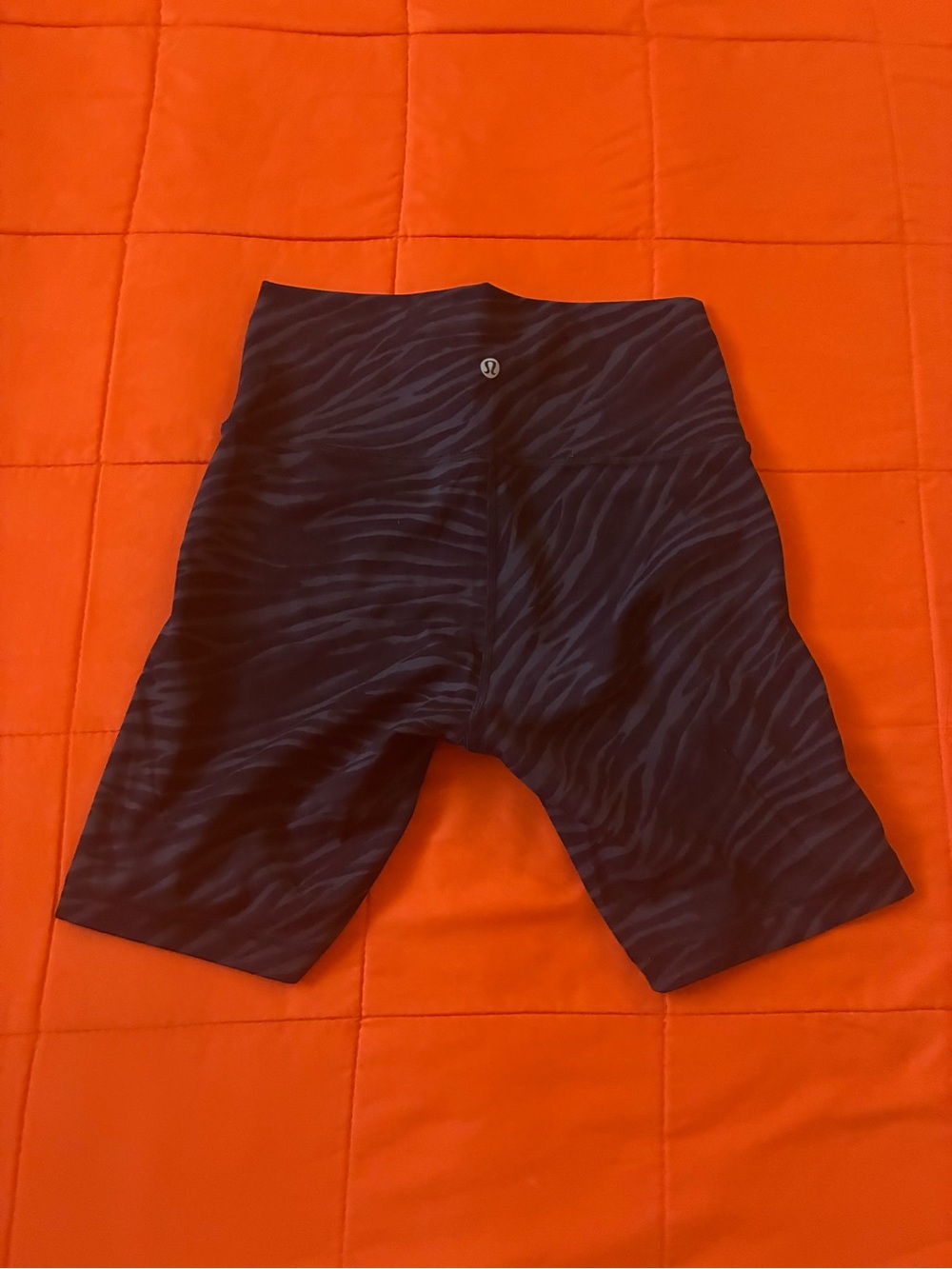 Lululemon Shorts Womens 6 Multicolor Gym Athletic Activewear Running Sportswear
